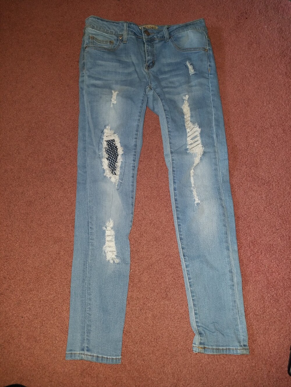 Distressed Stretchy Skinny Jeans